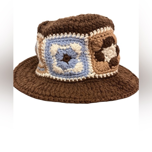 Sunday Best “Theodore” Merino Wool Crochet Bucket Hat – M/L - Picture 5 of 11